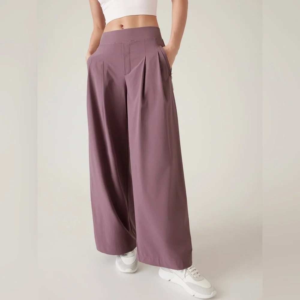 Athleta Brooklyn Heights High Rise Wide Leg Pant Women 8 Purple Pleated
